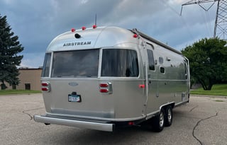 "Sky Glider" Airstream Flying Cloud 25FB
