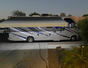 Thor Motor Coach Axis 25.1