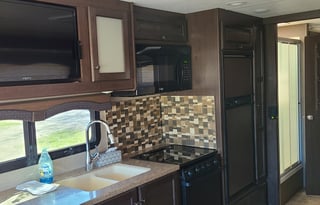 2018 Thor Motor Coach Windsport 31Z