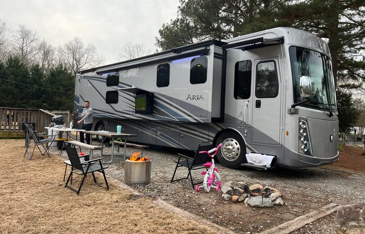 Even sunny days are better with a cozy campfire. The perfect spot to kick back, relax, and let your worries drift away with the smoke.