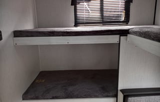 '21 Trailrunner 30RBK Family Friendly Vacay Unit