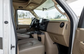 Spacious Dog Friendly and stocked for adventure!!!