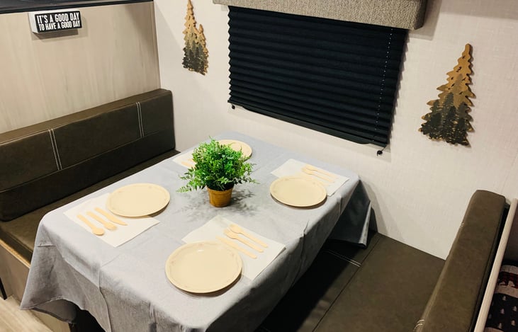 Diner Table Setup