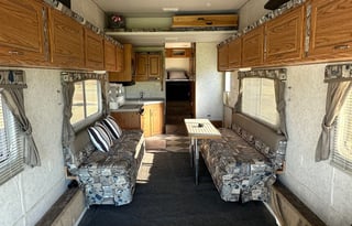 Adventure-Ready 40' Toy hauler!