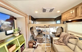 Motorhome with King Bed & Bunks *DELIVERY ONLY*