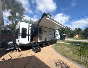 Forest River RV Wildwood Heritage Glen Hyper-Lyte 26RLHL