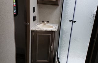 2019 Keystone  Passport G3350 Bunk House!