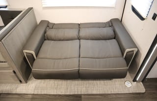 ☆Big Papa☆ 2021 Heartland Mallard M33