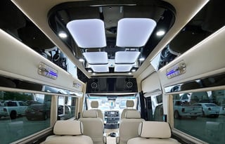 Ultimate Toys Ultimate Coach Class B