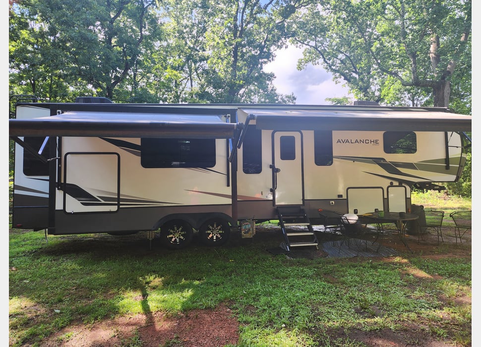 Fifth Wheel rentals in Blairsville