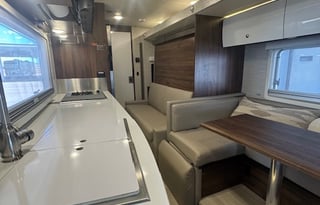 Easy driving 2021 Winnebago View 24D