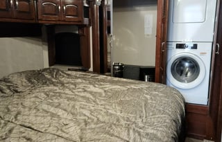2018 Holiday Rambler Navigator 38F