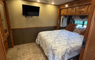 Relax & Unwind – Luxury RV Around OCMD!