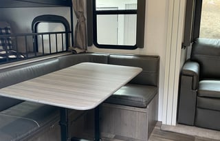 2022 Keystone RV Cougar Half-Ton 30BHS