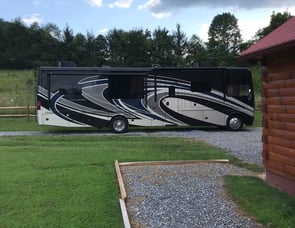 Thor Motor Coach Challenger 37KT