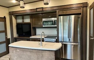 2020 Grand Design Solitude S-Class 3740BH-R