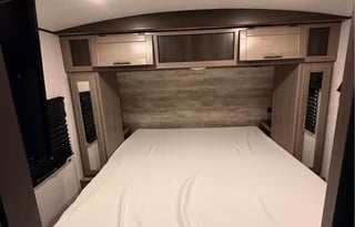 2021 CrossRoads RV Sunset Trail SS331BH