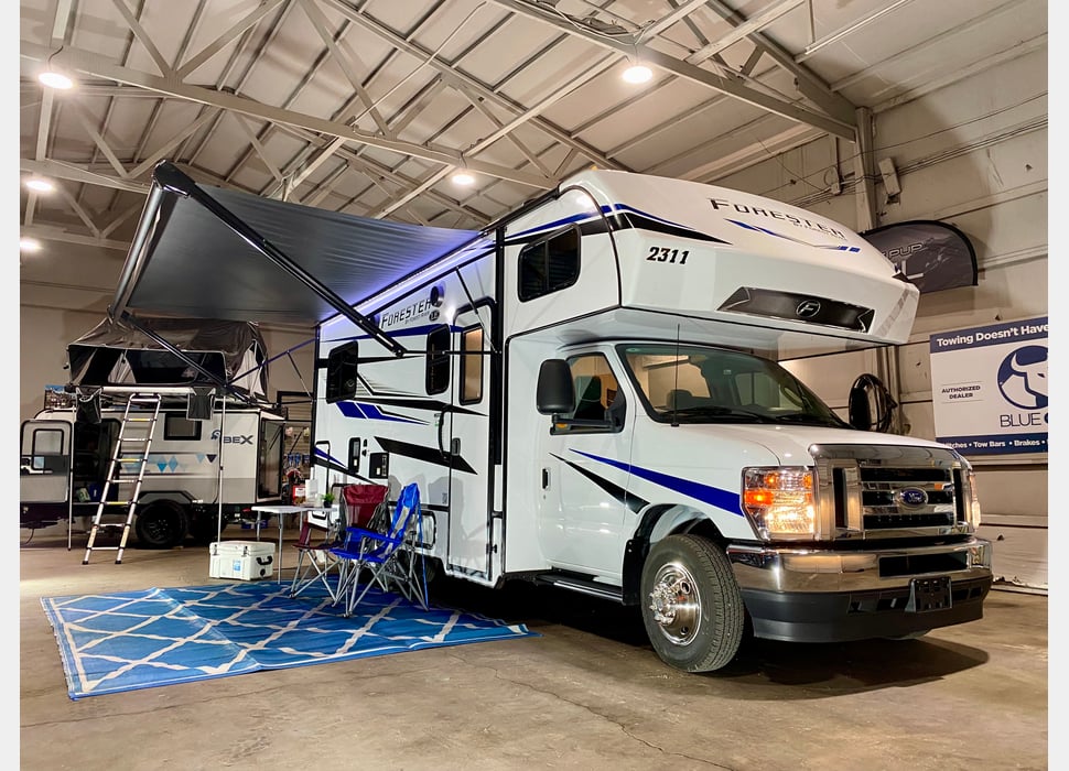 Class C Motor Home rentals in Hendersonville