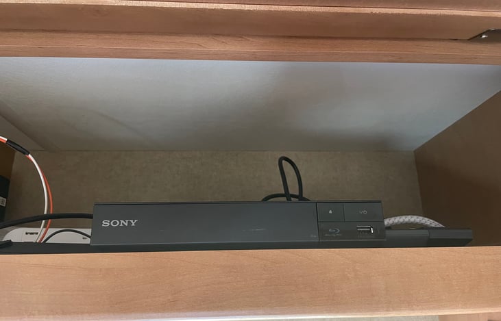 Blue ray player- family friendly movies included