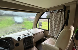 Easy to Drive Class A – 2015 Thor Vegas 24.1