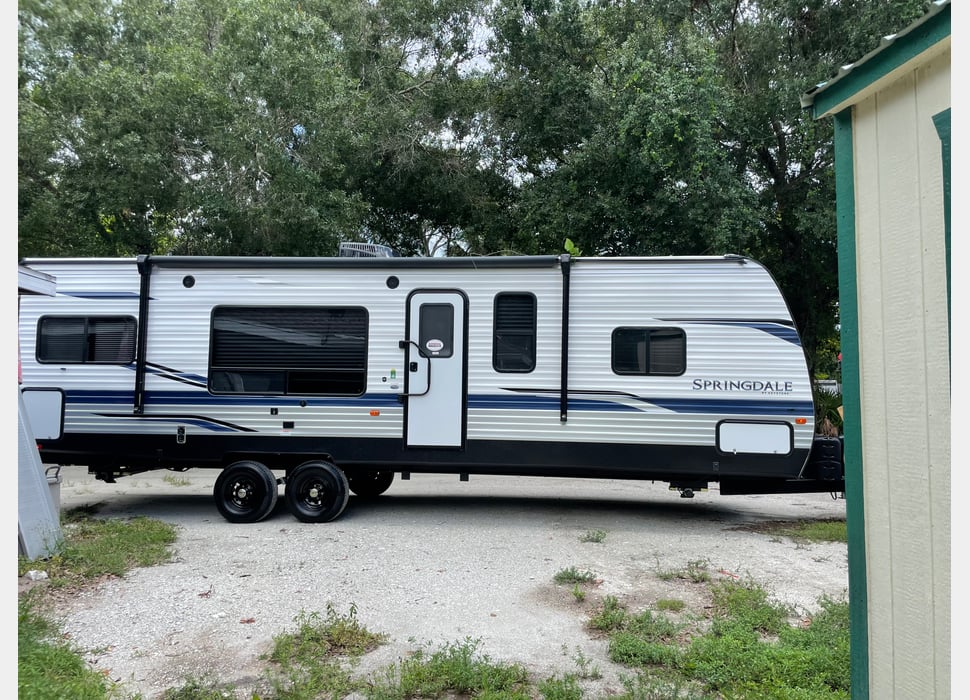 Travel Trailer rentals in Hollywood