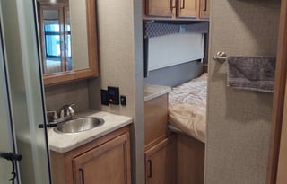 2021 Thor Motor Coach Quantum LF31