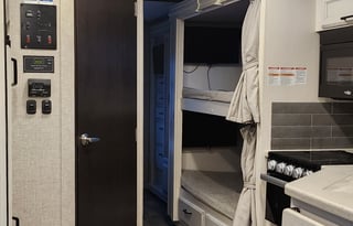 ARVIE III: 2022 Jayco Alante 29F