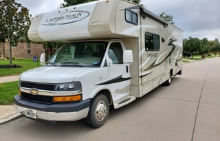 2 AC Units & 5 TVs! Satellite Dish & Dual Battery.