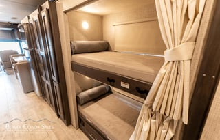 2022 Thor Motor Coach Aria 4000