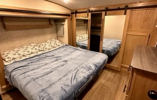 Tri-State Luxury: 5th Wheel Family Paradise