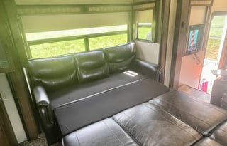 Pet Friendly Grand Glamping