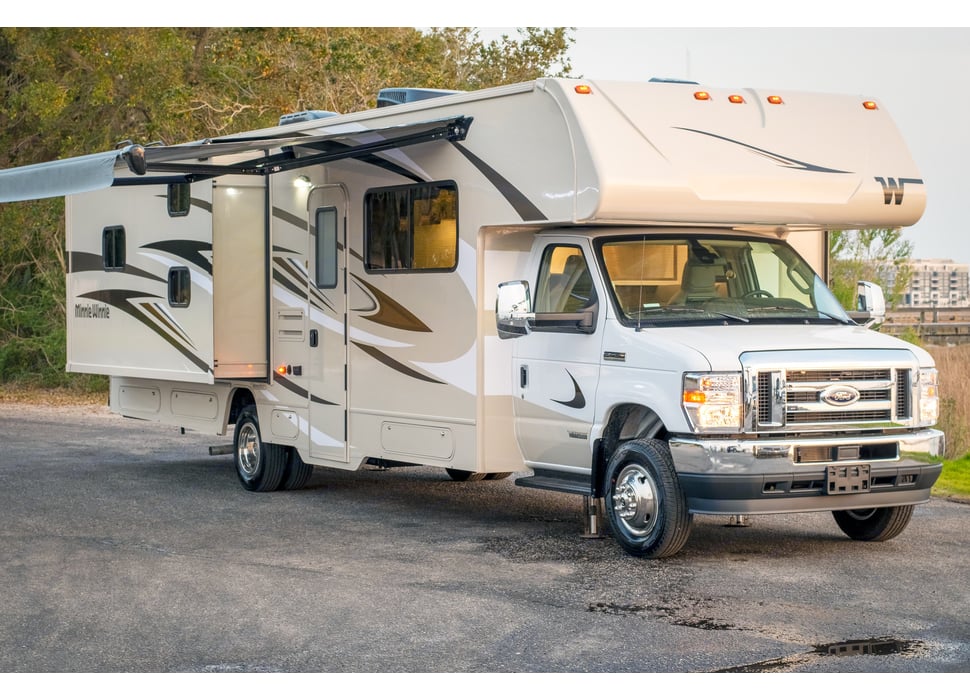 Class C Motor Home rentals in Papillion