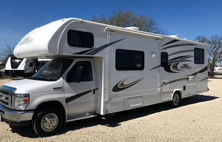 2017  Forest River Sunseeker 3170