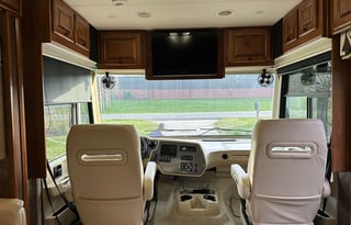 2012 Tiffin Elegro 35QBA Bunkhouse