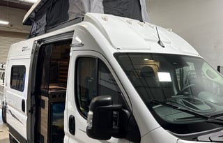 New ! 2025 Winnebago Solis National Parks Edition