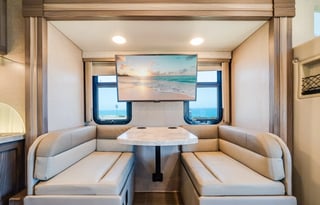 C6 *NEW* 2023 Mercedes Luxury Delano w/StarLink