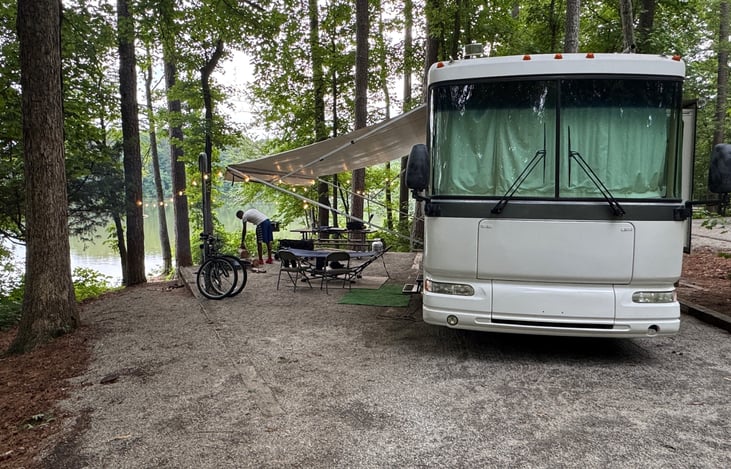 Frontal view with awning extended
