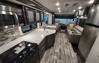 2021 Holiday Rambler Admiral 34J Bunkhouse