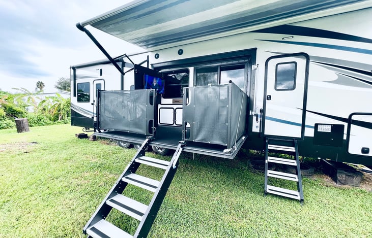 Main side patio with a TV.