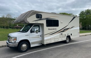 2016 Winnebago Minnie Winnie 25B