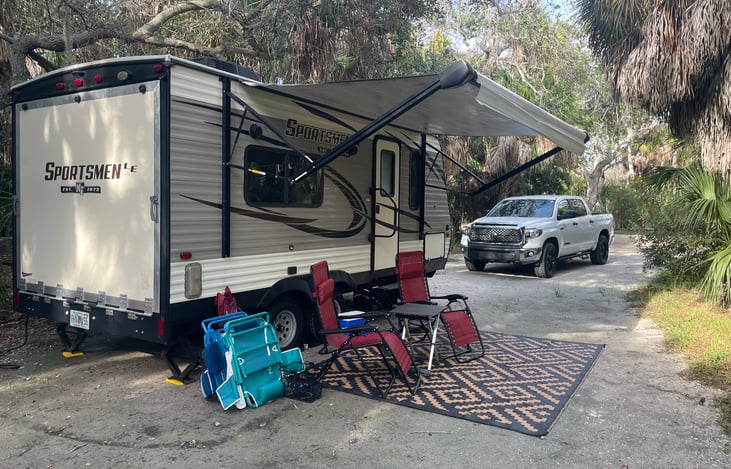 great awning with LED lights and outdoor speakers for the CD/RADIO/BLUETOOTH stereo system.