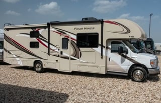 29-Luxury Four Winds 10 Sleeper w Bunks! 2 Slides