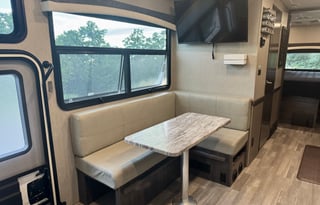 2019 Fleetwood RV Flair 29M