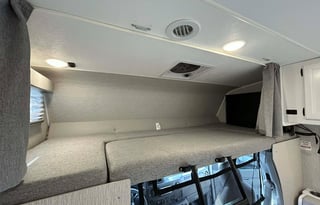 Modern Family Suite Basecamp 26'CrossTrail Class C
