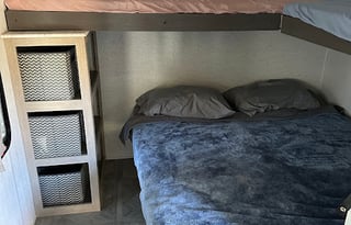 2023 (0453) Forest River Salem 36VBDS WK