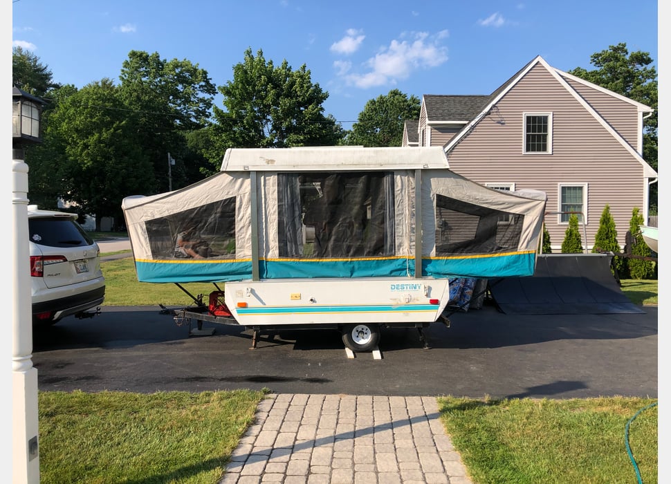 Pop-up Camper rentals in Ashby