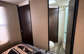 Wolfie 22RR: Toy Hauler **Delivery only**