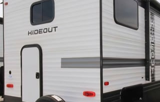 6 beds, pet friendly bunk house 2022 Hideout