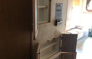 Alaskan Prospector 31J Winnebago.