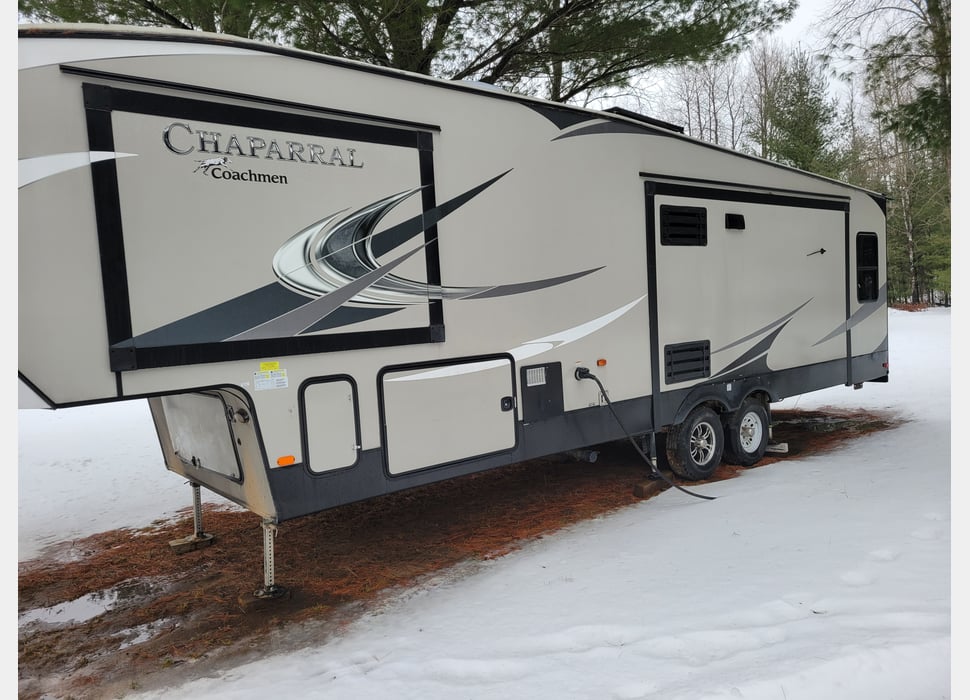Fifth Wheel rentals in Jenison